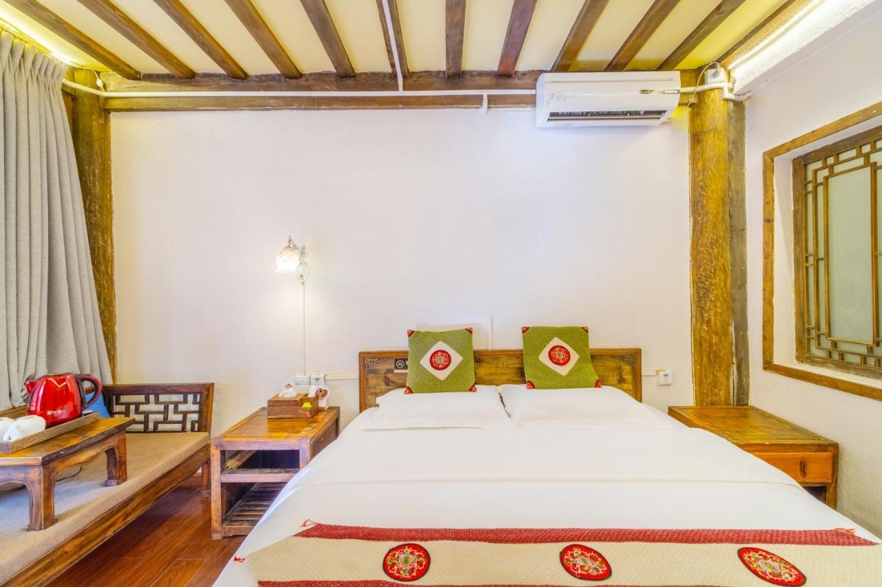 Lewo Guest House Лицзян Экстерьер фото