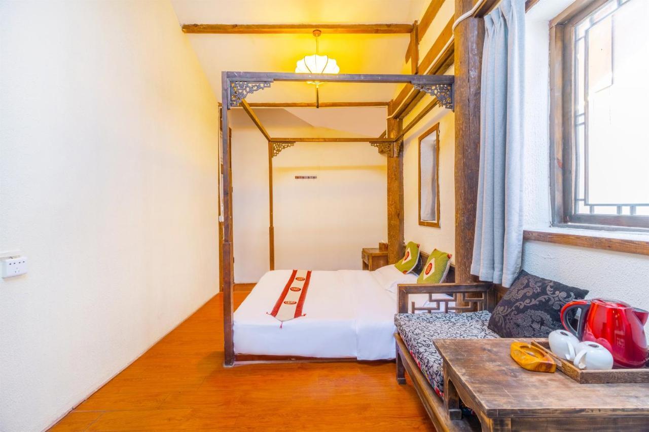 Lewo Guest House Лицзян Экстерьер фото