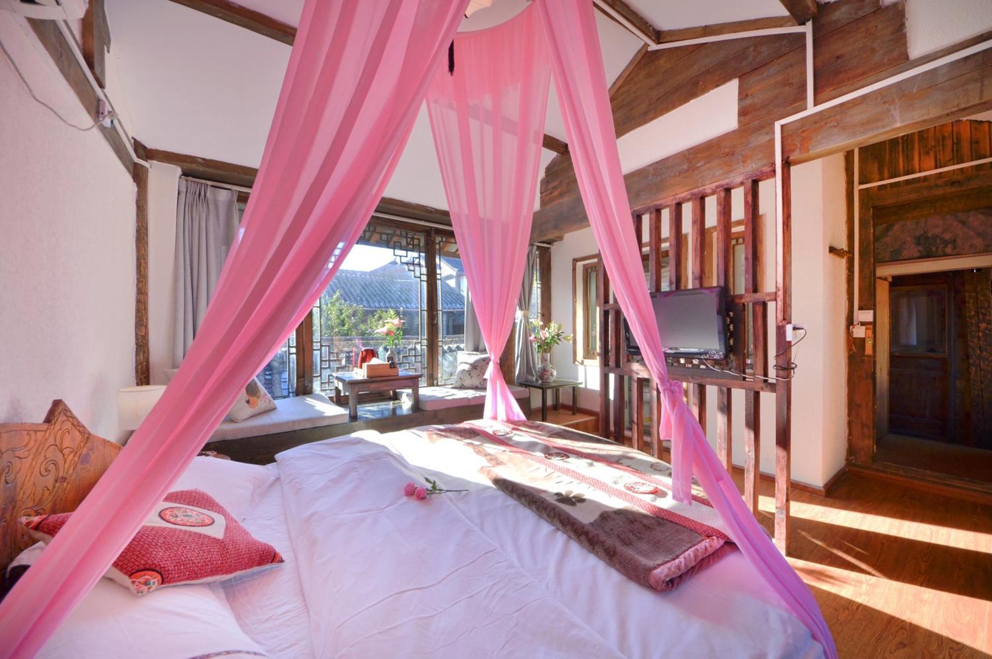 Lewo Guest House Лицзян Экстерьер фото