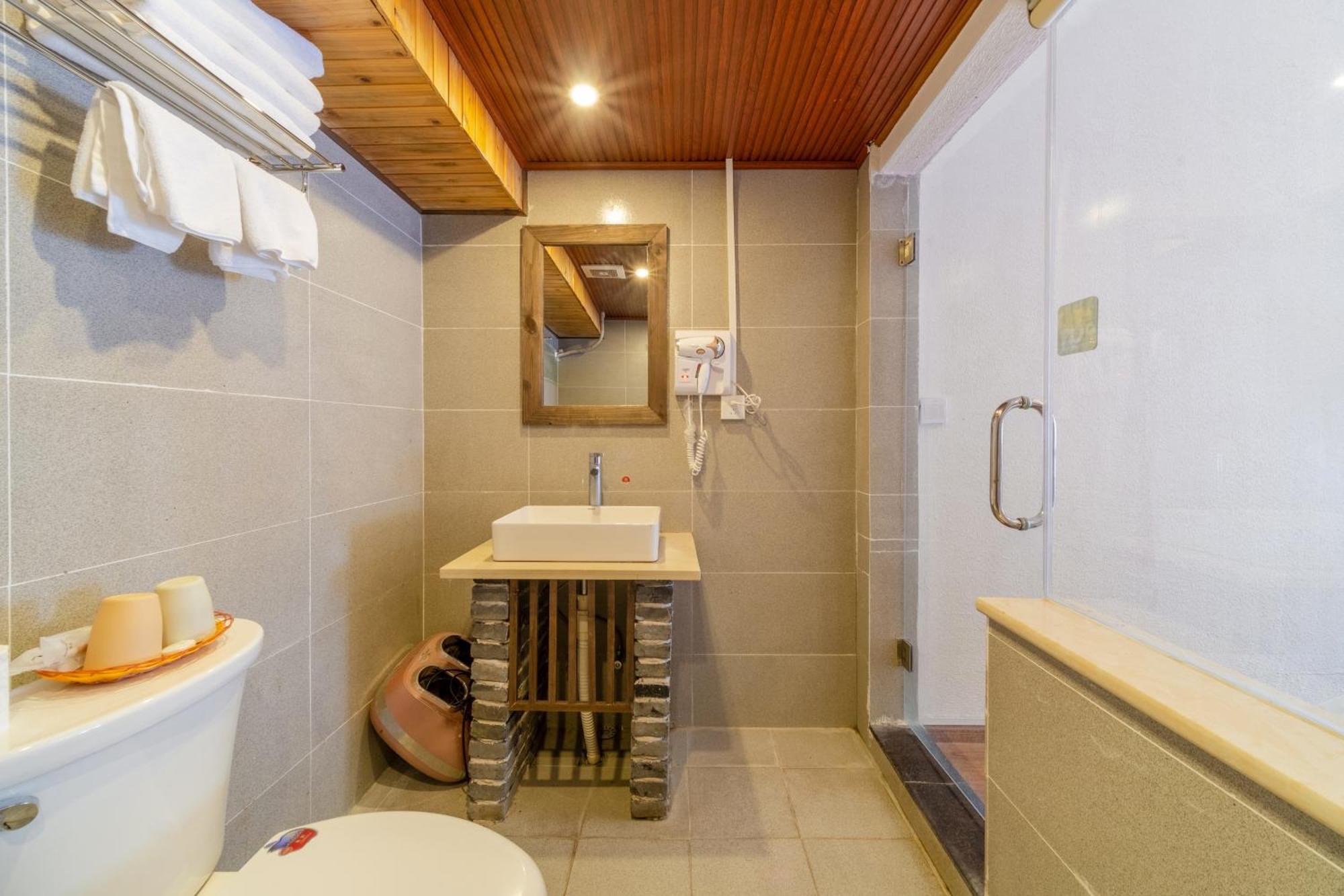 Lewo Guest House Лицзян Экстерьер фото