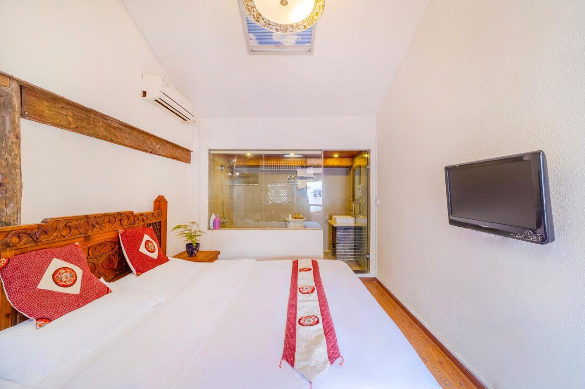 Lewo Guest House Лицзян Экстерьер фото